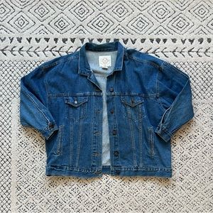 SOLD ON DEPOP: Vintage Venezia Jeans Denim Jacket
